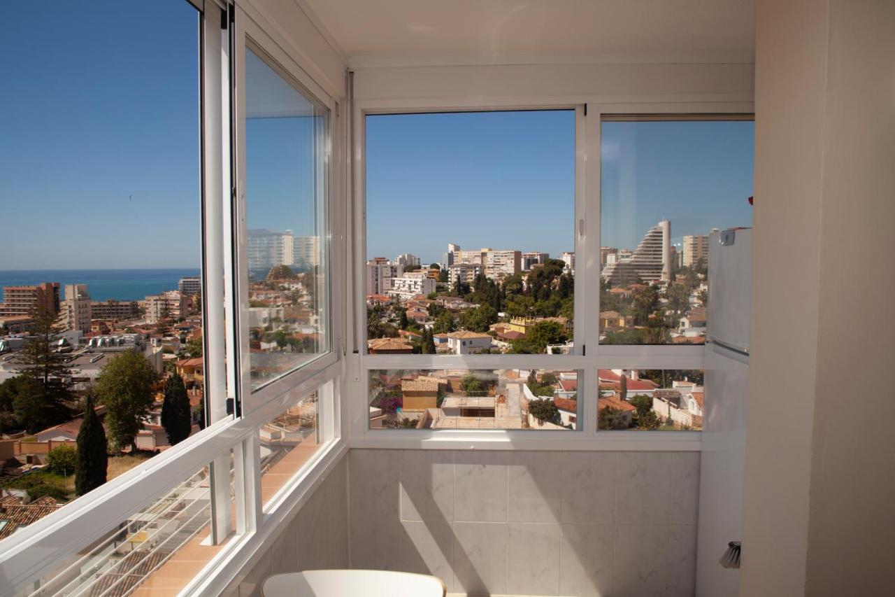 Estudio Con Vistas Al Mar Y Montaña Benalmádena Exterior foto