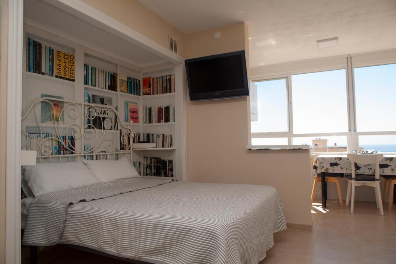 Apartamento Estudio Con Vistas Al Mar Y Montaña Benalmádena Exterior foto